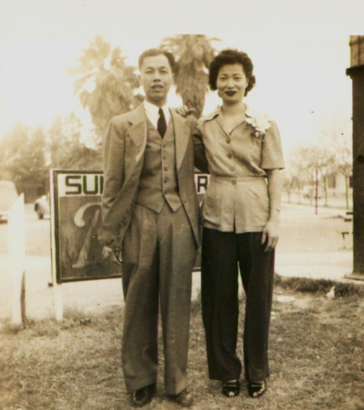 Tang Hon Cheung and his wife Soo Hoo Shee in Phoenix, Arizona, 1942.