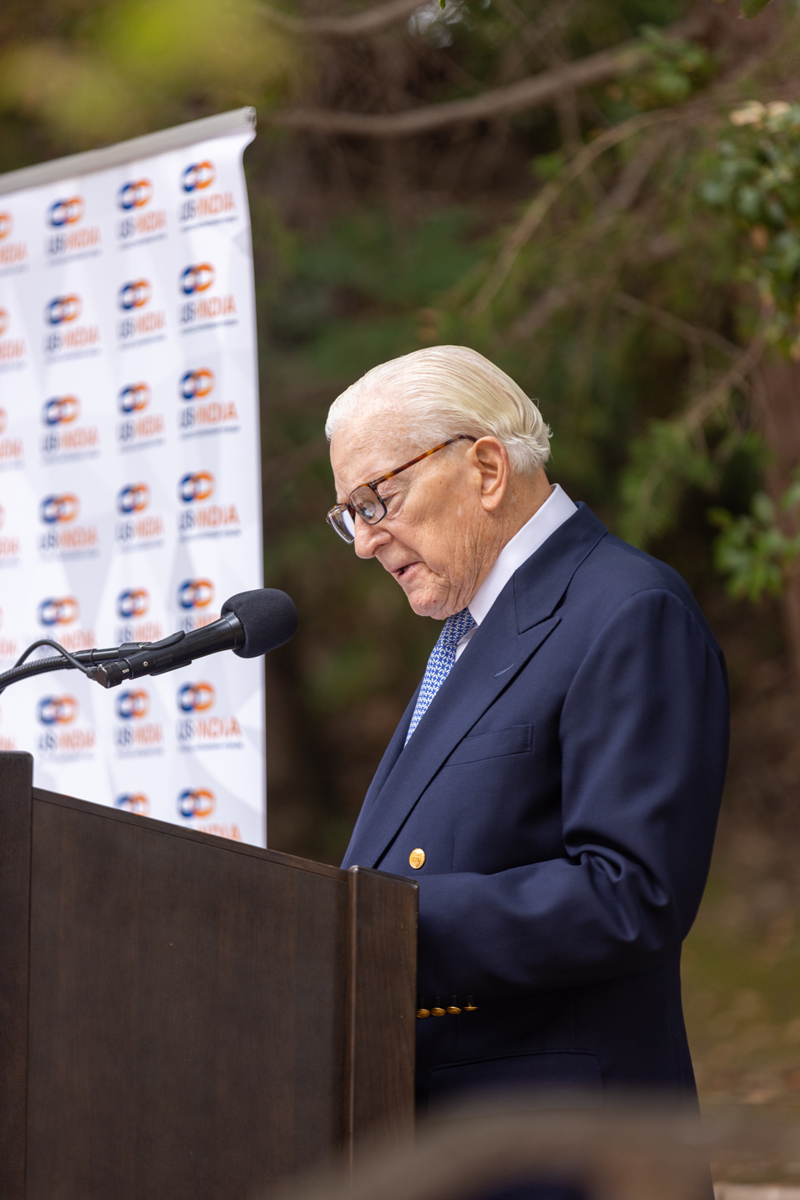 Distinguished Visiting Fellow David C. Mulford welcomes US and Indian defense officials and business professionals to the INDUS-X Summit at Stanford on Sept. 10, 2024. (US-India Strategic Partnership Forum)