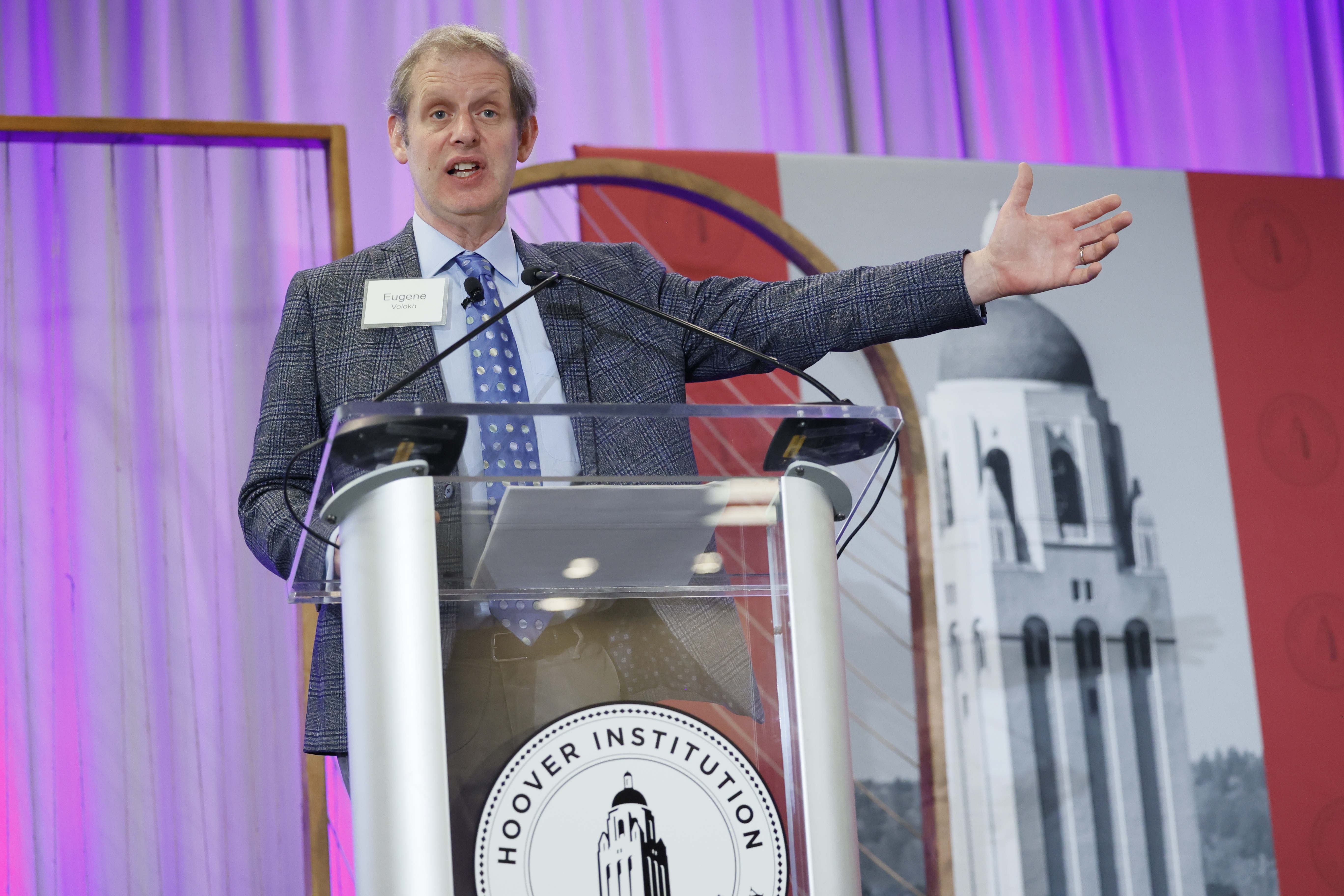 Senior Fellow Eugene Volokh speaks about copyright law, AI, and the First Amendment in Scottsdale, Arizona, on April 26, 2024. (Eric Draper)