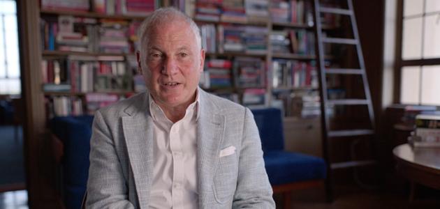 photograph of Stephen Kotkin speaking