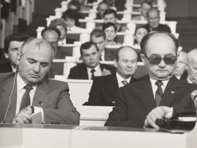 Mikhail Gorbachev with Wojciech Jaruzelski, Warsaw, 1986.