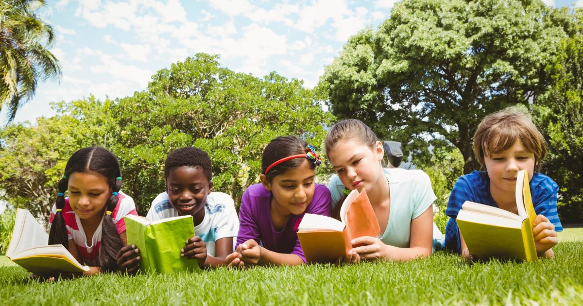 Children Reading