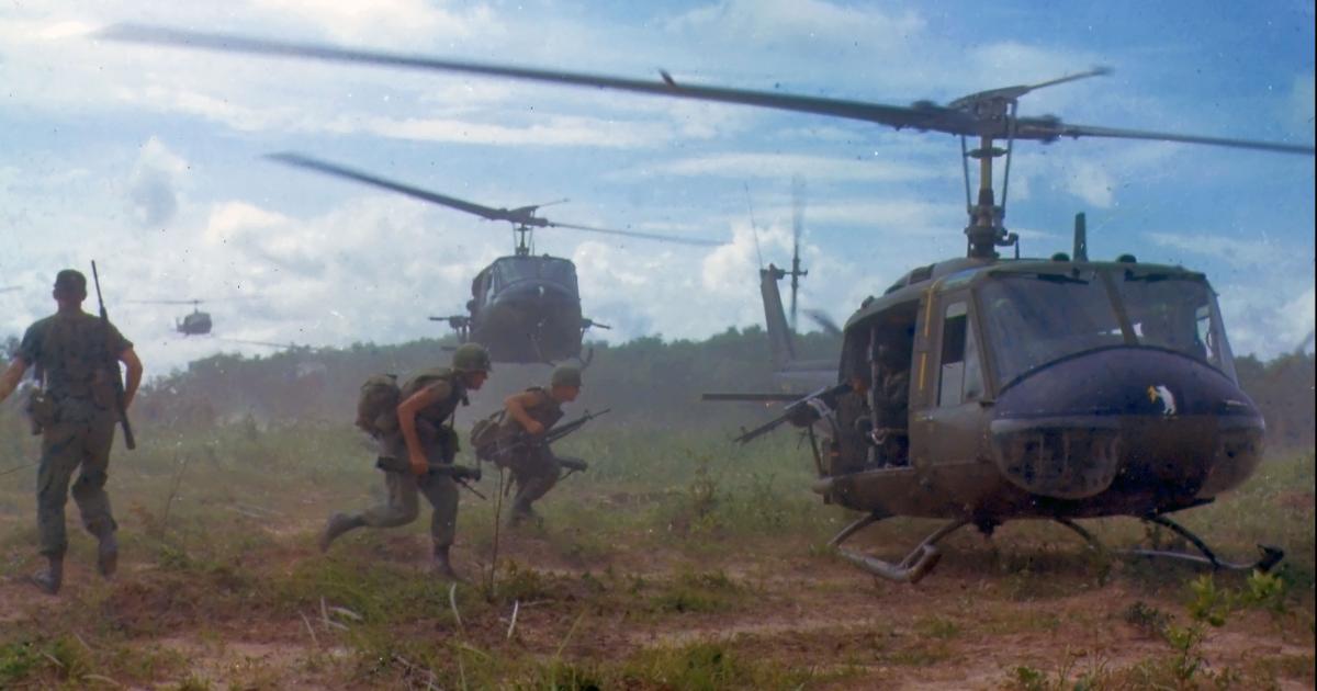 uh d helicopters in vietnam  image