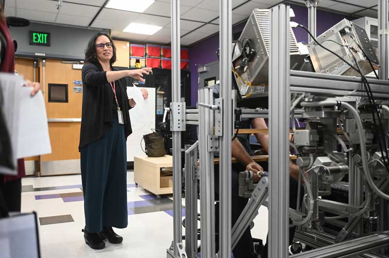 In an introduction to the Stanford Emerging Technology Review, media toured laboratories where Stanford engineering researchers described developments in breakthrough technologies, including the Collaborative Haptics and Robotics in Medicine Lab. Here, Science Fellow Allison Okamura demonstrates a robotic teleoperator interface.